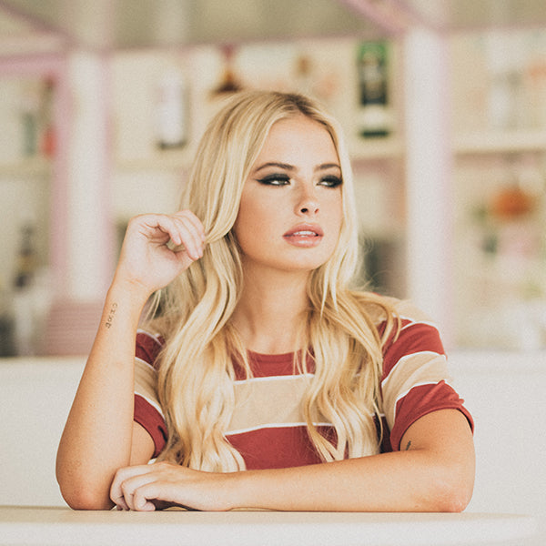 OUTFIT OF THE WEEK // BURNT CARAMEL TEE