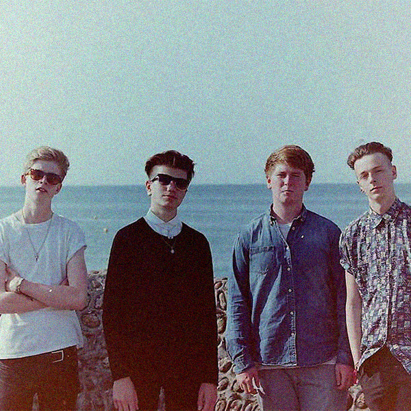 FRIDAY BEAT // HIGH TYDE