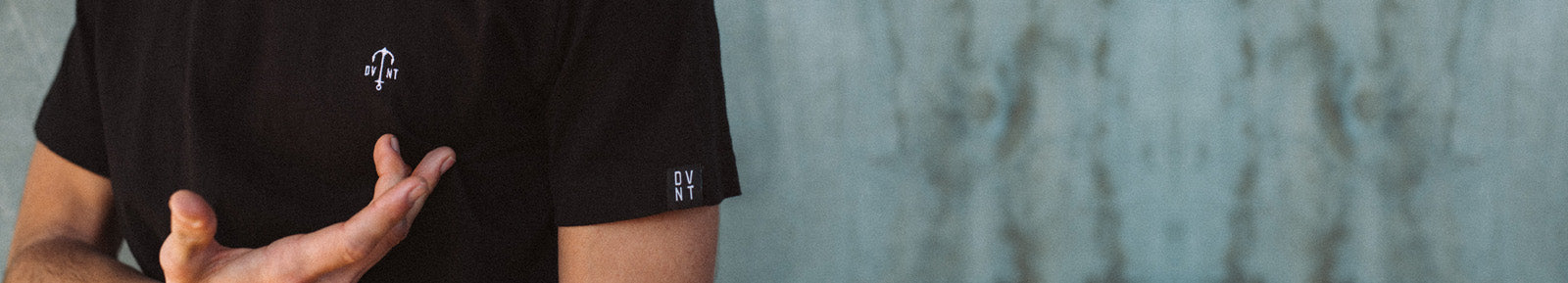MENS EMBROIDERED TEES